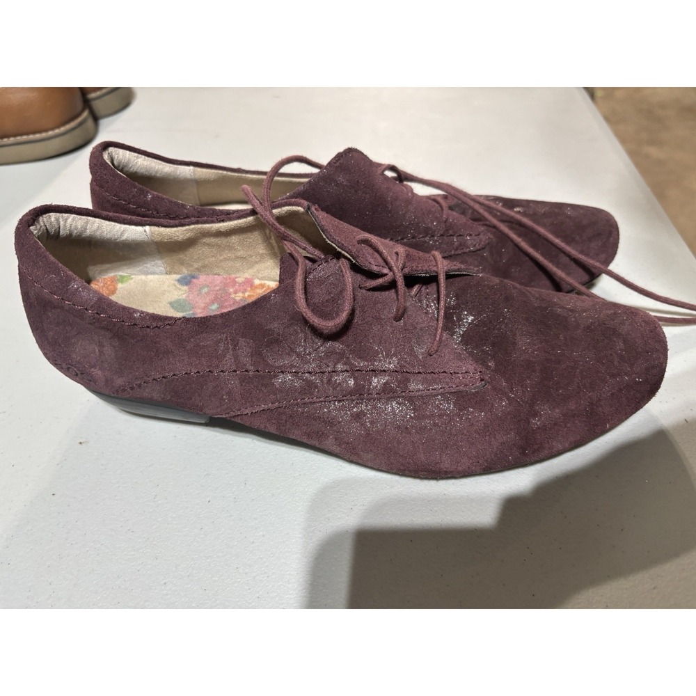 Taos Cobbler Shoes Womens Size 10Burgundy Red Floral Suede Oxford Casual Lace Up - Picture 2 of 6